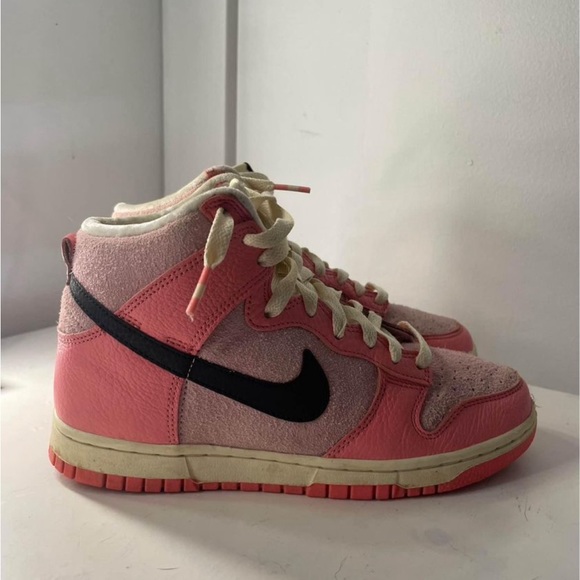 Nike Women’s Dunk-High Hoops in pack pink - Picture 3 of 4
